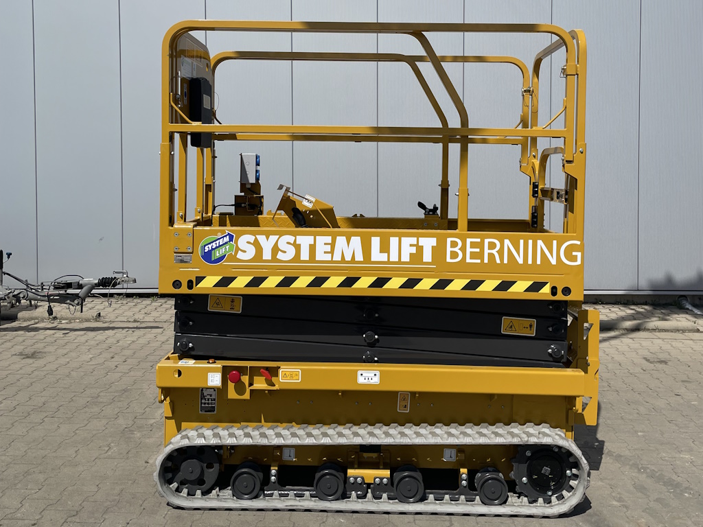 BILDER/SCHERENBUEHNEN/XCMG XG0810C/Berning Mietservice_XCMG XG0810C_Emily_1.JPG